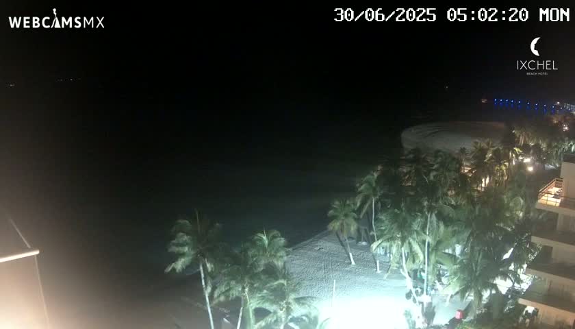 Isla Mujeres, Playa Cocal Beach Live Cam - Centro, Isla Mujeres, Quintana Roo, Mexico