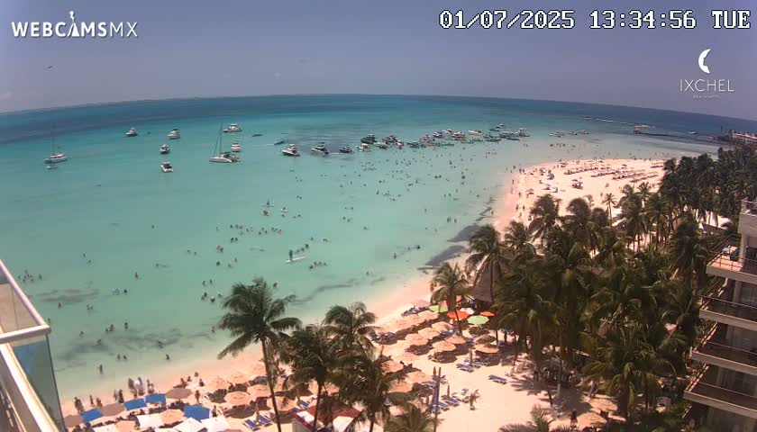 Isla Mujeres, Playa Cocal Beach Live Cam - Centro, Isla Mujeres, Quintana Roo, Mexico