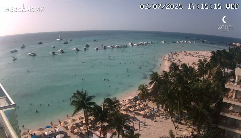 Isla Mujeres, Playa Cocal Beach Live Cam - Centro, Isla Mujeres, Quintana Roo, Mexico