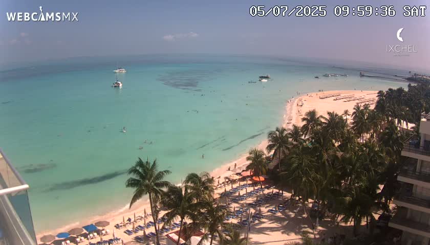 Isla Mujeres, Playa Cocal Beach Live Cam - Centro, Isla Mujeres, Quintana Roo, Mexico
