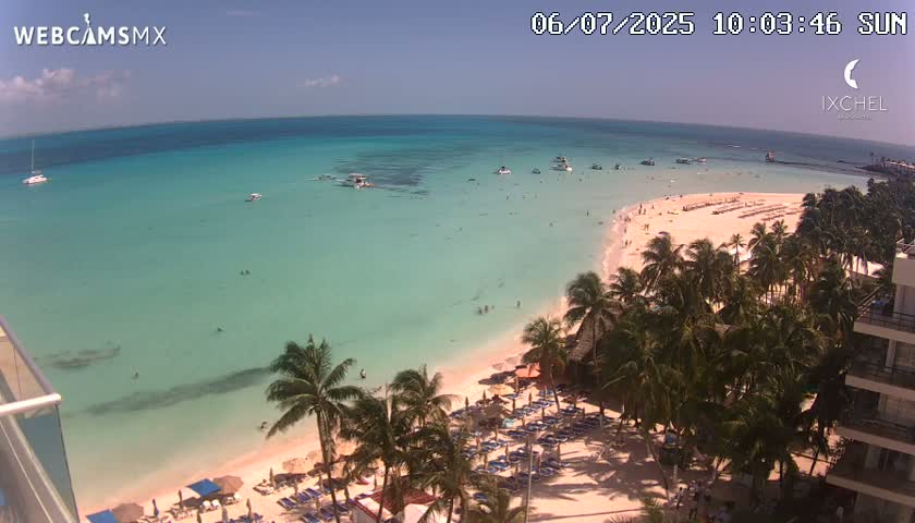 Isla Mujeres, Playa Cocal Beach Live Cam - Centro, Isla Mujeres, Quintana Roo, Mexico