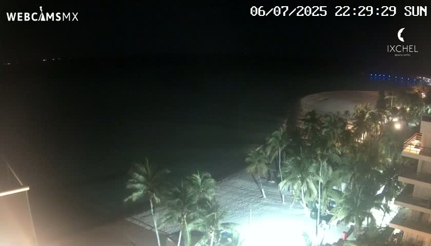 Isla Mujeres, Playa Cocal Beach Live Cam - Centro, Isla Mujeres, Quintana Roo, Mexico