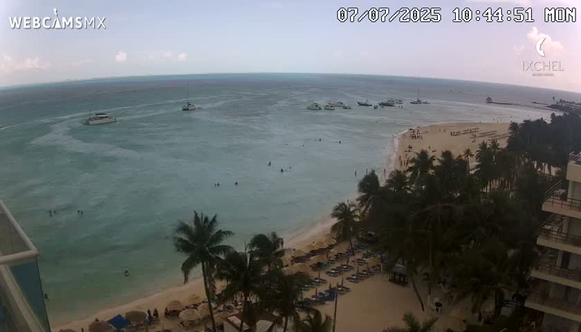 Isla Mujeres, Playa Cocal Beach Live Cam - Centro, Isla Mujeres, Quintana Roo, Mexico