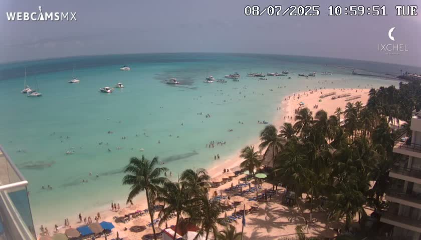 Isla Mujeres, Playa Cocal Beach Live Cam - Centro, Isla Mujeres, Quintana Roo, Mexico