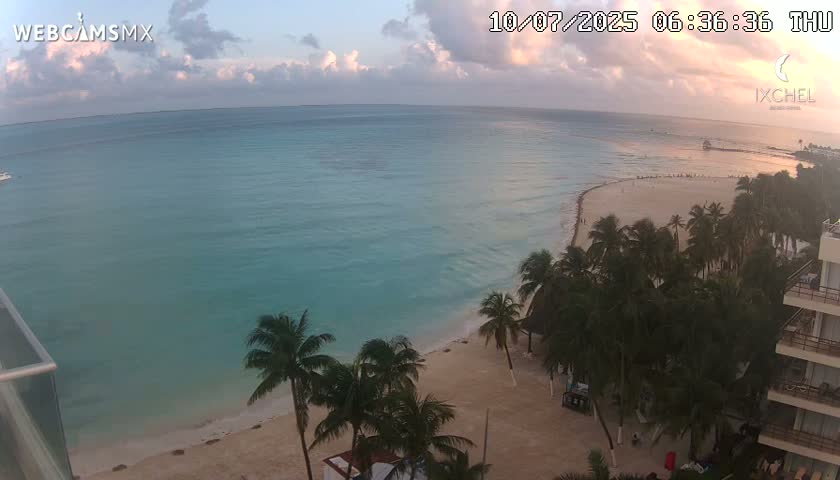 Isla Mujeres, Playa Cocal Beach Live Cam - Centro, Isla Mujeres, Quintana Roo, Mexico