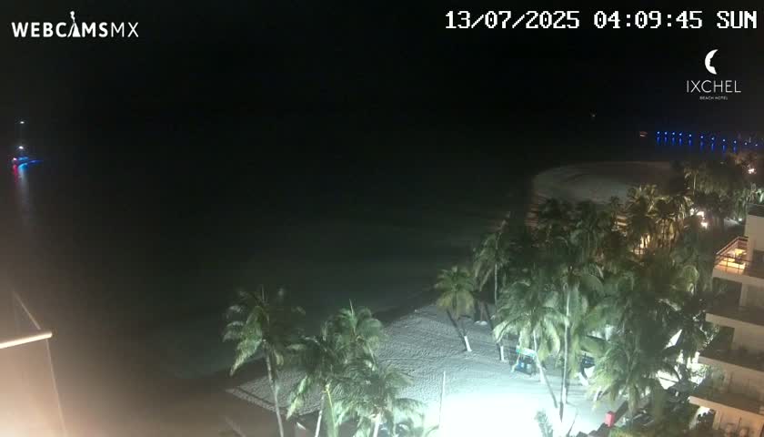 Isla Mujeres, Playa Cocal Beach Live Cam - Centro, Isla Mujeres, Quintana Roo, Mexico