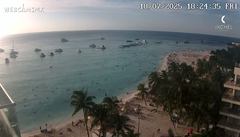 Isla Mujeres, Playa Cocal Beach Live Cam - Centro, Isla Mujeres, Quintana Roo, Mexico