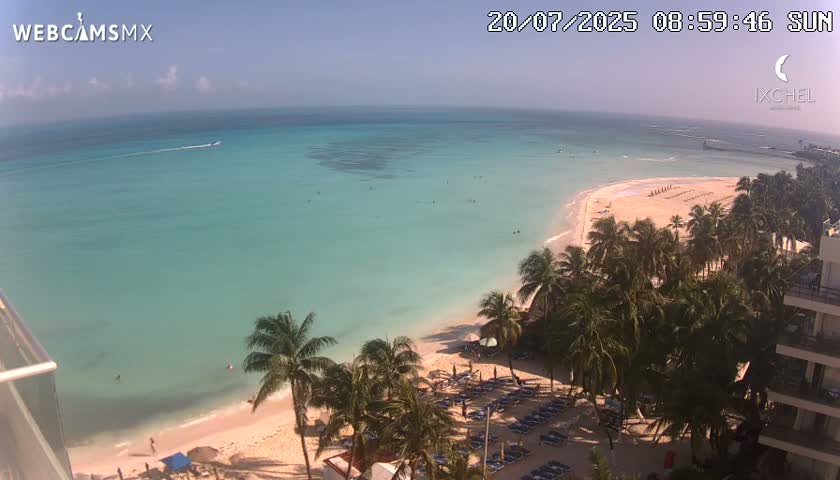 Isla Mujeres, Playa Cocal Beach Live Cam - Centro, Isla Mujeres, Quintana Roo, Mexico