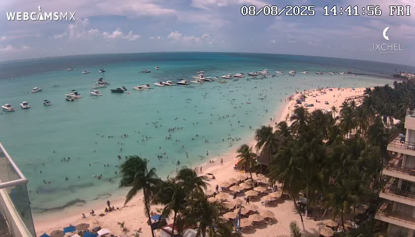 Isla Mujeres, Playa Cocal Beach Live Cam - Centro, Isla Mujeres, Quintana Roo, Mexico