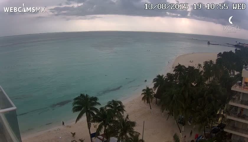 Isla Mujeres, Playa Cocal Beach Live Cam - Centro, Isla Mujeres, Quintana Roo, Mexico
