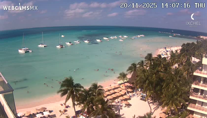 Isla Mujeres, Playa Cocal Beach Live Cam - Centro, Isla Mujeres, Quintana Roo, Mexico