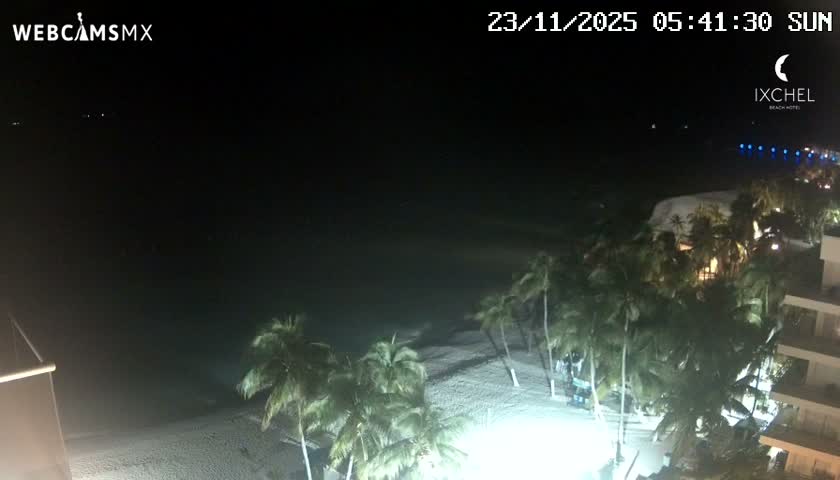 Isla Mujeres, Playa Cocal Beach Live Cam - Centro, Isla Mujeres, Quintana Roo, Mexico