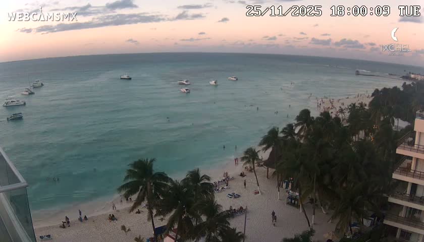Isla Mujeres, Playa Cocal Beach Live Cam - Centro, Isla Mujeres, Quintana Roo, Mexico