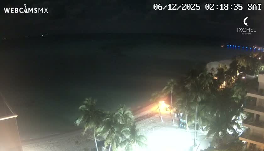 Isla Mujeres, Playa Cocal Beach Live Cam - Centro, Isla Mujeres, Quintana Roo, Mexico