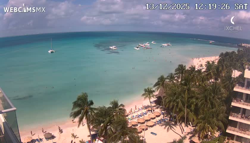 Isla Mujeres, Playa Cocal Beach Live Cam - Centro, Isla Mujeres, Quintana Roo, Mexico
