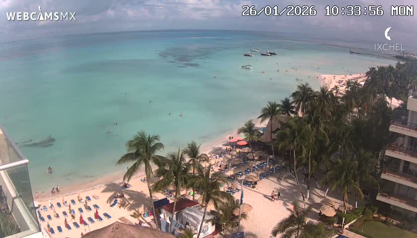 Isla Mujeres, Playa Cocal Beach Live Cam - Centro, Isla Mujeres, Quintana Roo, Mexico