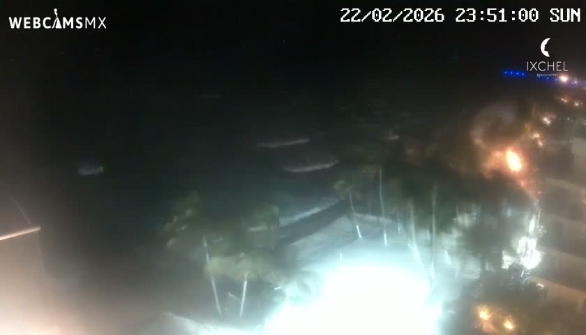 Isla Mujeres, Playa Cocal Beach Live Cam - Centro, Isla Mujeres, Quintana Roo, Mexico