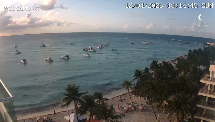 Isla Mujeres, Playa Cocal Beach Live Cam - Centro, Isla Mujeres, Quintana Roo, Mexico