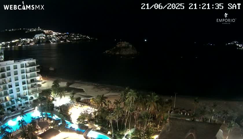Acapulco, Playa El Morro Beach & Bay Live Cam - Acapulco de Juarez, Guerrero, Mexico