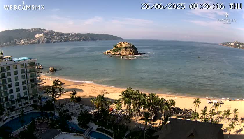 Acapulco, Playa El Morro Beach & Bay Live Cam - Acapulco de Juarez, Guerrero, Mexico