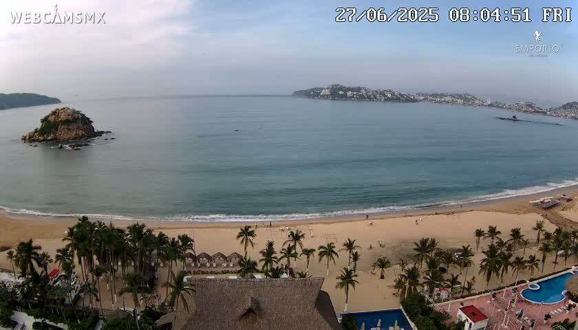 Acapulco, Playa El Morro Beach & Bay Live Cam - Acapulco de Juarez, Guerrero, Mexico