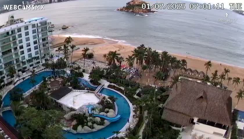 Acapulco, Playa El Morro Beach & Bay Live Cam - Acapulco de Juarez, Guerrero, Mexico