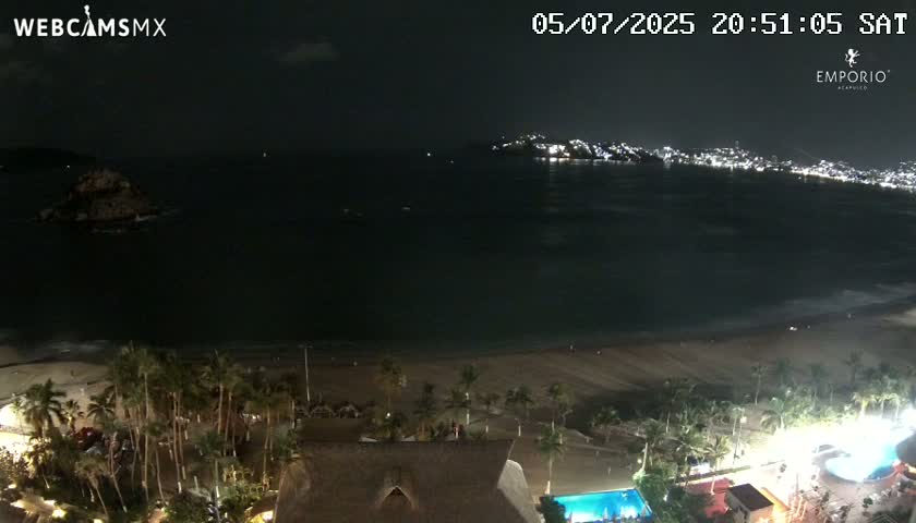 Acapulco, Playa El Morro Beach & Bay Live Cam - Acapulco de Juarez, Guerrero, Mexico