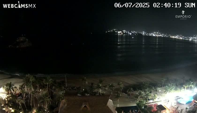 Acapulco, Playa El Morro Beach & Bay Live Cam - Acapulco de Juarez, Guerrero, Mexico