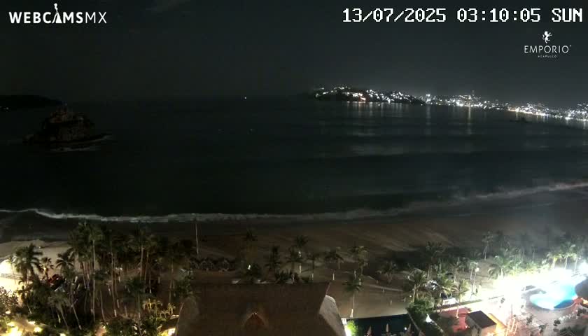 Acapulco, Playa El Morro Beach & Bay Live Cam - Acapulco de Juarez, Guerrero, Mexico