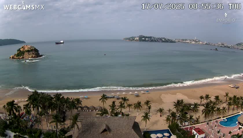 Acapulco, Playa El Morro Beach & Bay Live Cam - Acapulco de Juarez, Guerrero, Mexico