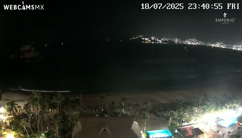 Acapulco, Playa El Morro Beach & Bay Live Cam - Acapulco de Juarez, Guerrero, Mexico