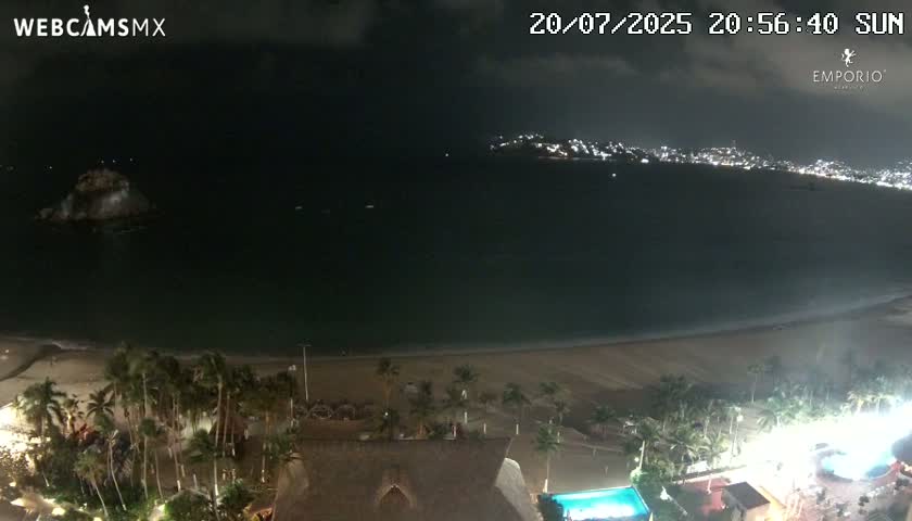 Acapulco, Playa El Morro Beach & Bay Live Cam - Acapulco de Juarez, Guerrero, Mexico