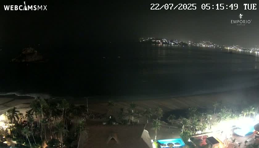 Acapulco, Playa El Morro Beach & Bay Live Cam - Acapulco de Juarez, Guerrero, Mexico