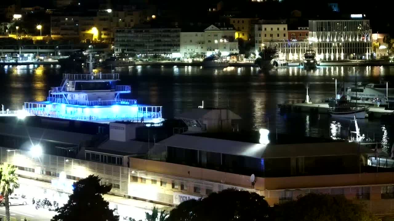 Split, Ferry Port & City Live Cam  - Bacvice, Split, Grad Split, Split-Dalmatia, Croatia