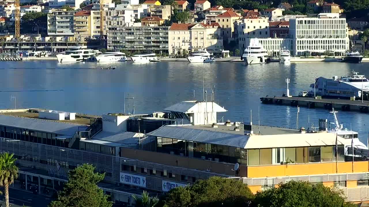 Split, Ferry Port & City Live Cam  - Bacvice, Split, Grad Split, Split-Dalmatia, Croatia