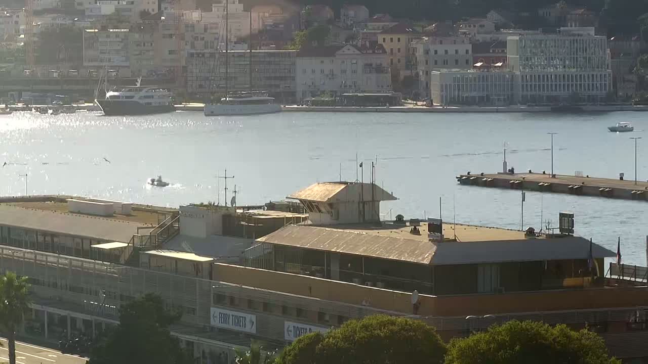 Split, Ferry Port & City Live Cam  - Bacvice, Split, Grad Split, Split-Dalmatia, Croatia