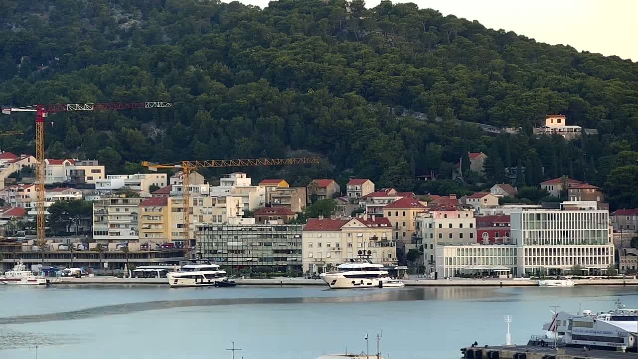 Split, Ferry Port & City Live Cam  - Bacvice, Split, Grad Split, Split-Dalmatia, Croatia
