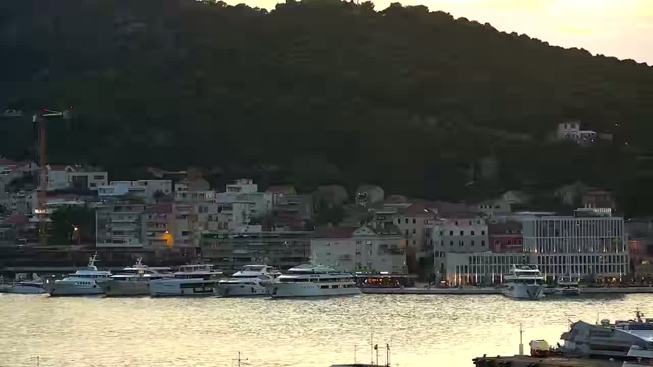 Split, Ferry Port & City Live Cam  - Bacvice, Split, Grad Split, Split-Dalmatia, Croatia