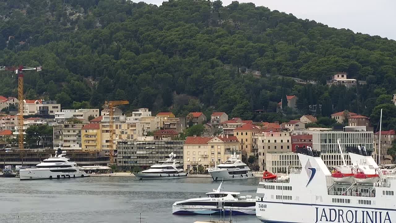 Split, Ferry Port & City Live Cam  - Bacvice, Split, Grad Split, Split-Dalmatia, Croatia