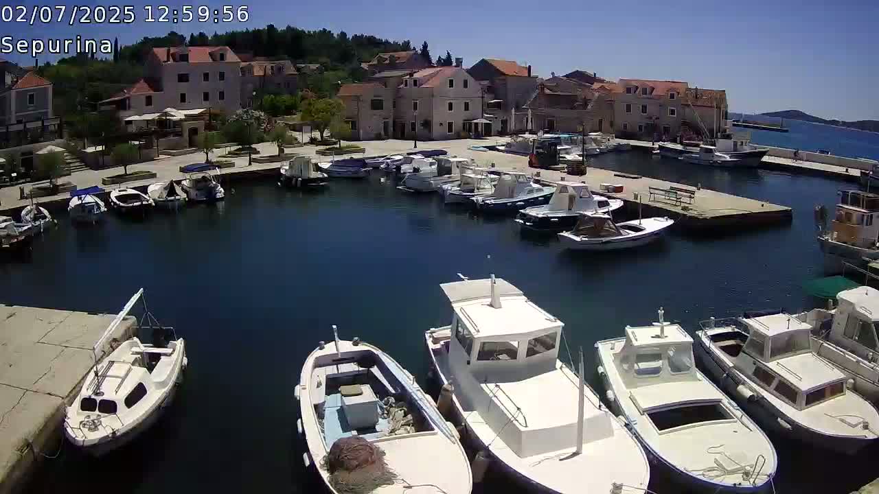 Otok Prvić Island, Prvić Šepurine Marine Live Cam - Prvić Šepurine, Otok Prvić, Vodice, Šibenik-Knin, Croatia