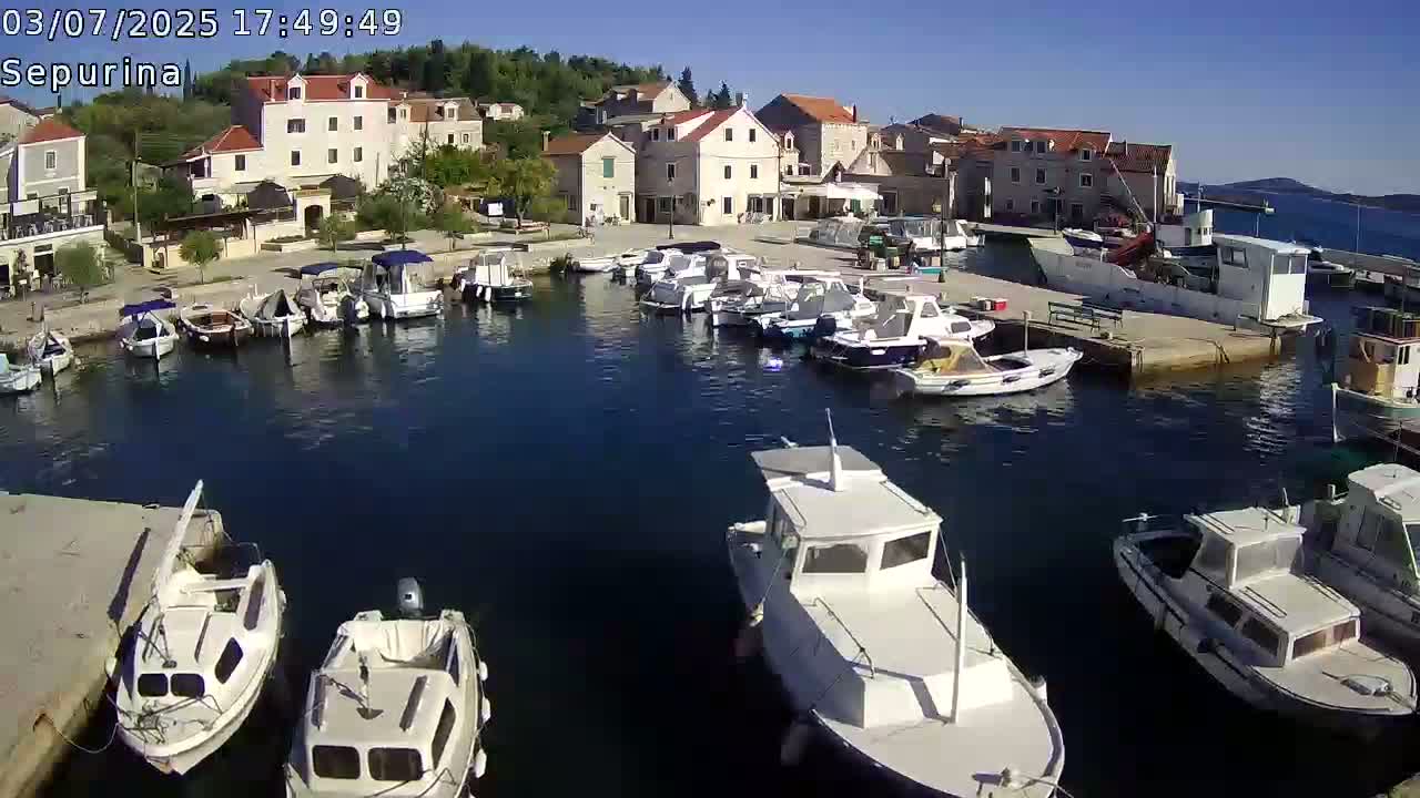 Otok Prvić Island, Prvić Šepurine Marine Live Cam - Prvić Šepurine, Otok Prvić, Vodice, Šibenik-Knin, Croatia
