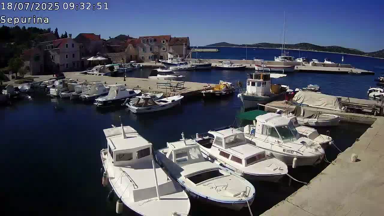 Otok Prvić Island, Prvić Šepurine Marine Live Cam - Prvić Šepurine, Otok Prvić, Vodice, Šibenik-Knin, Croatia