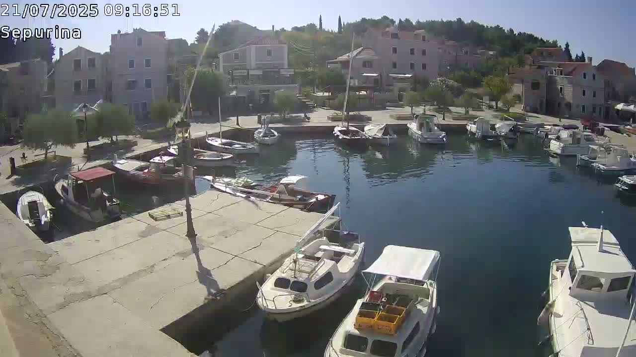 Otok Prvić Island, Prvić Šepurine Marine Live Cam - Prvić Šepurine, Otok Prvić, Vodice, Šibenik-Knin, Croatia