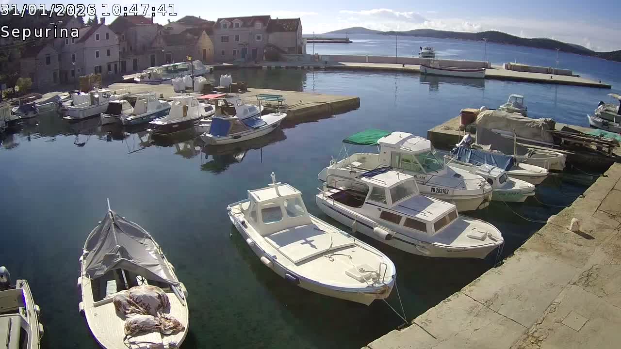 Otok Prvić Island, Prvić Šepurine Marine Live Cam - Prvić Šepurine, Otok Prvić, Vodice, Šibenik-Knin, Croatia