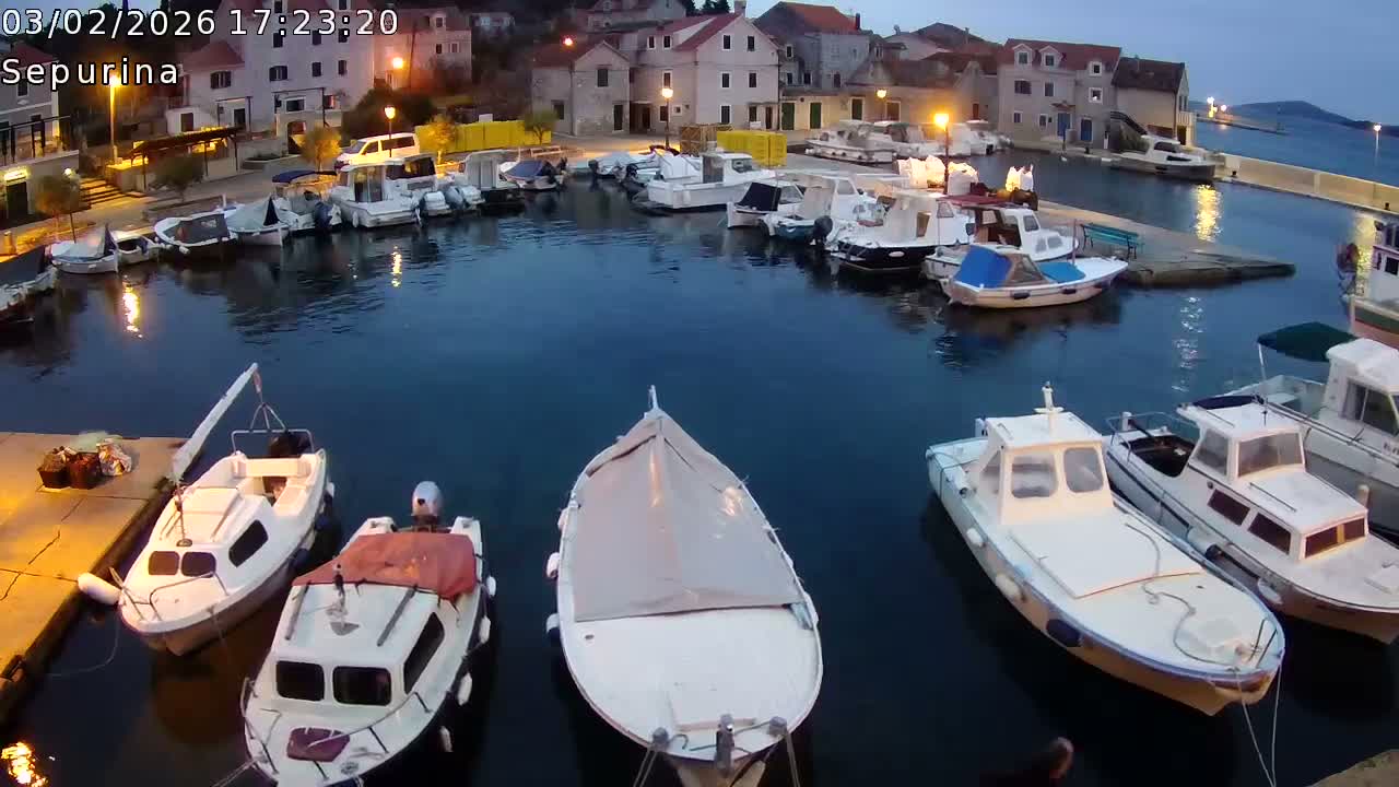 Otok Prvić Island, Prvić Šepurine Marine Live Cam - Prvić Šepurine, Otok Prvić, Vodice, Šibenik-Knin, Croatia