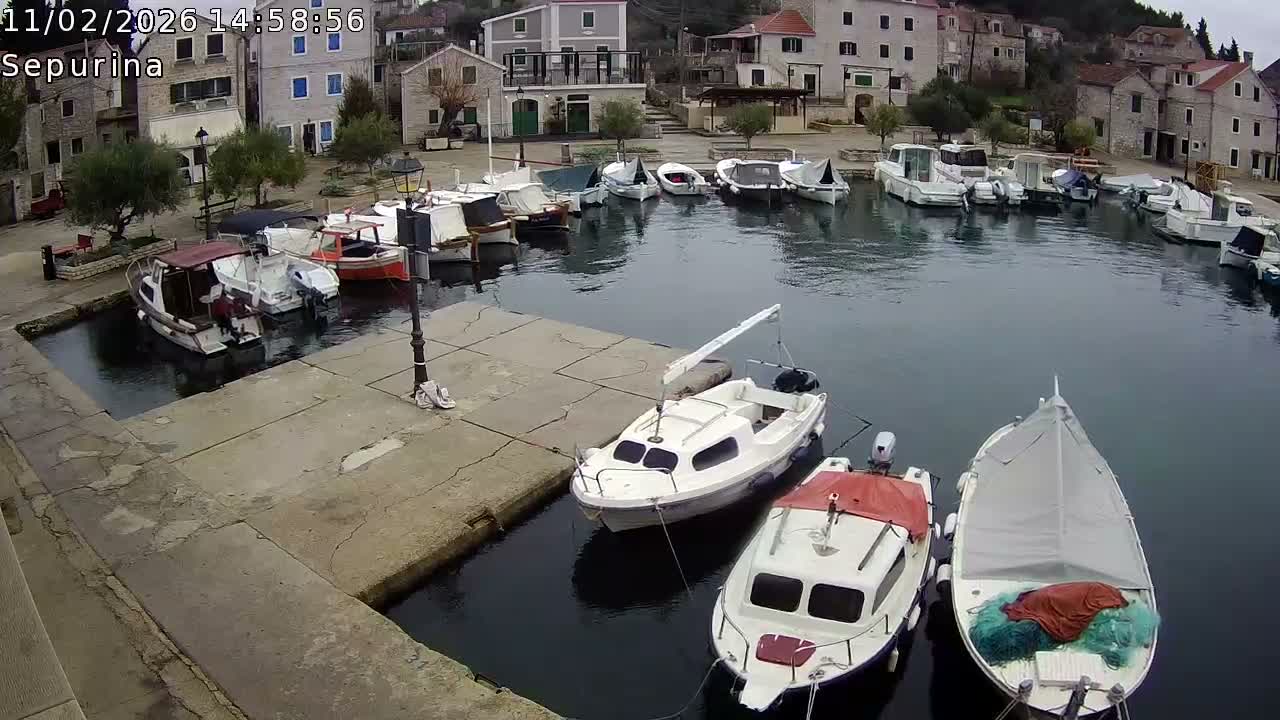 Otok Prvić Island, Prvić Šepurine Marine Live Cam - Prvić Šepurine, Otok Prvić, Vodice, Šibenik-Knin, Croatia