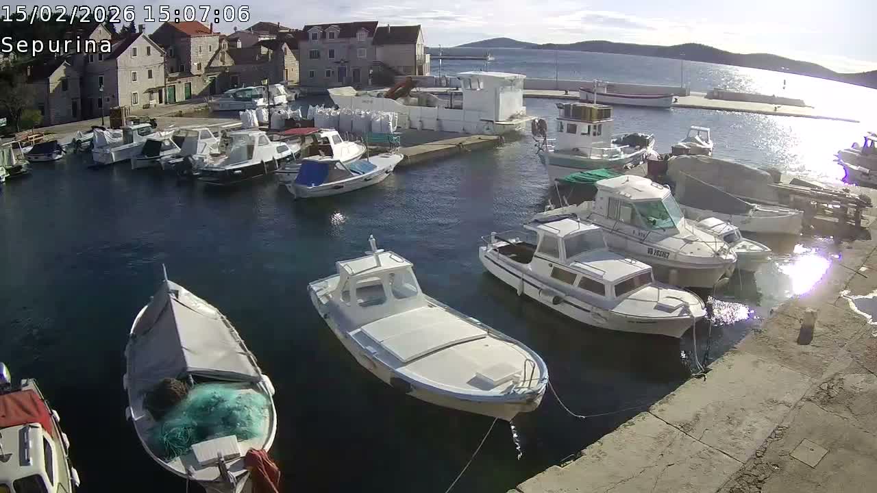 Otok Prvić Island, Prvić Šepurine Marine Live Cam - Prvić Šepurine, Otok Prvić, Vodice, Šibenik-Knin, Croatia