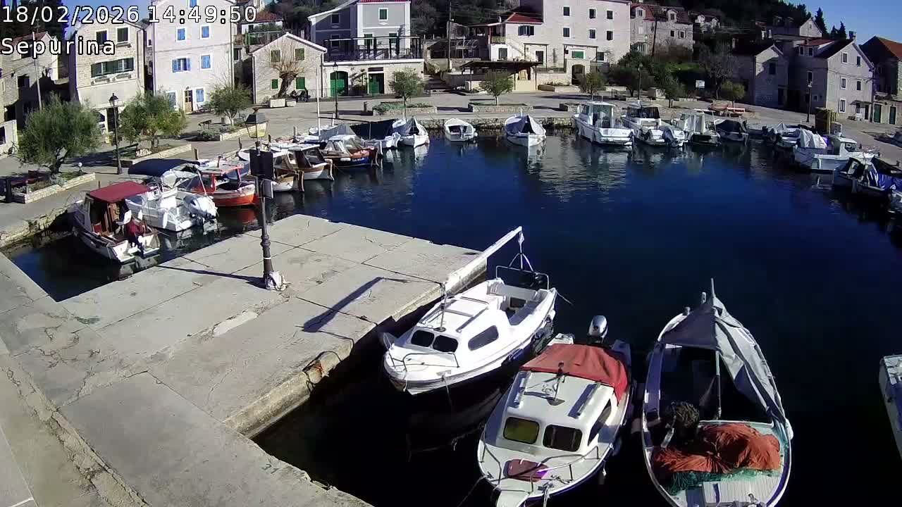 Otok Prvić Island, Prvić Šepurine Marine Live Cam - Prvić Šepurine, Otok Prvić, Vodice, Šibenik-Knin, Croatia