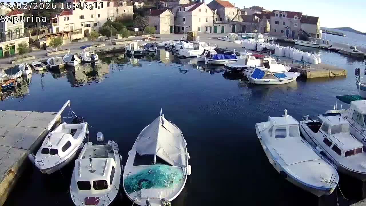 Otok Prvić Island, Prvić Šepurine Marine Live Cam - Prvić Šepurine, Otok Prvić, Vodice, Šibenik-Knin, Croatia