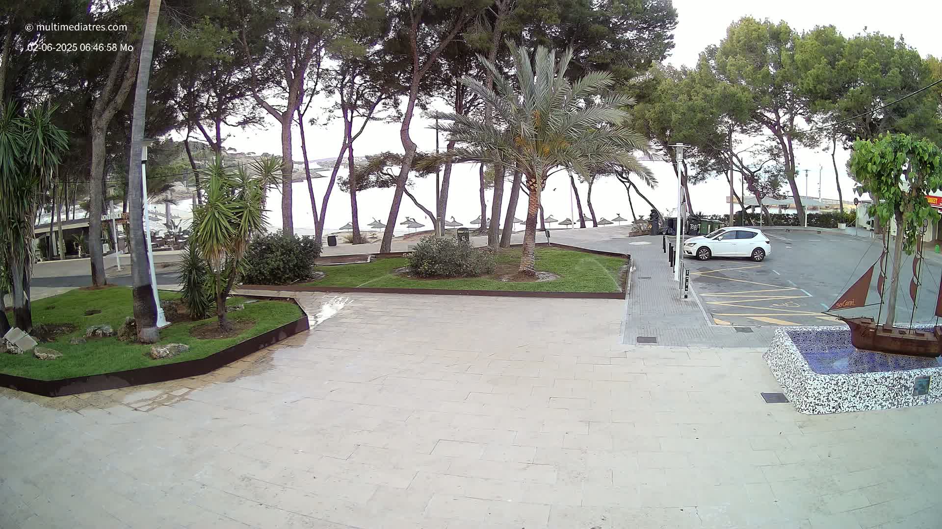 Peguera, Platja Gran de Tora Beach  Playa 5 Live Cam - Sierra de Tramontana, Mallorca, Islas Baleares (Balearic Islands), Spain